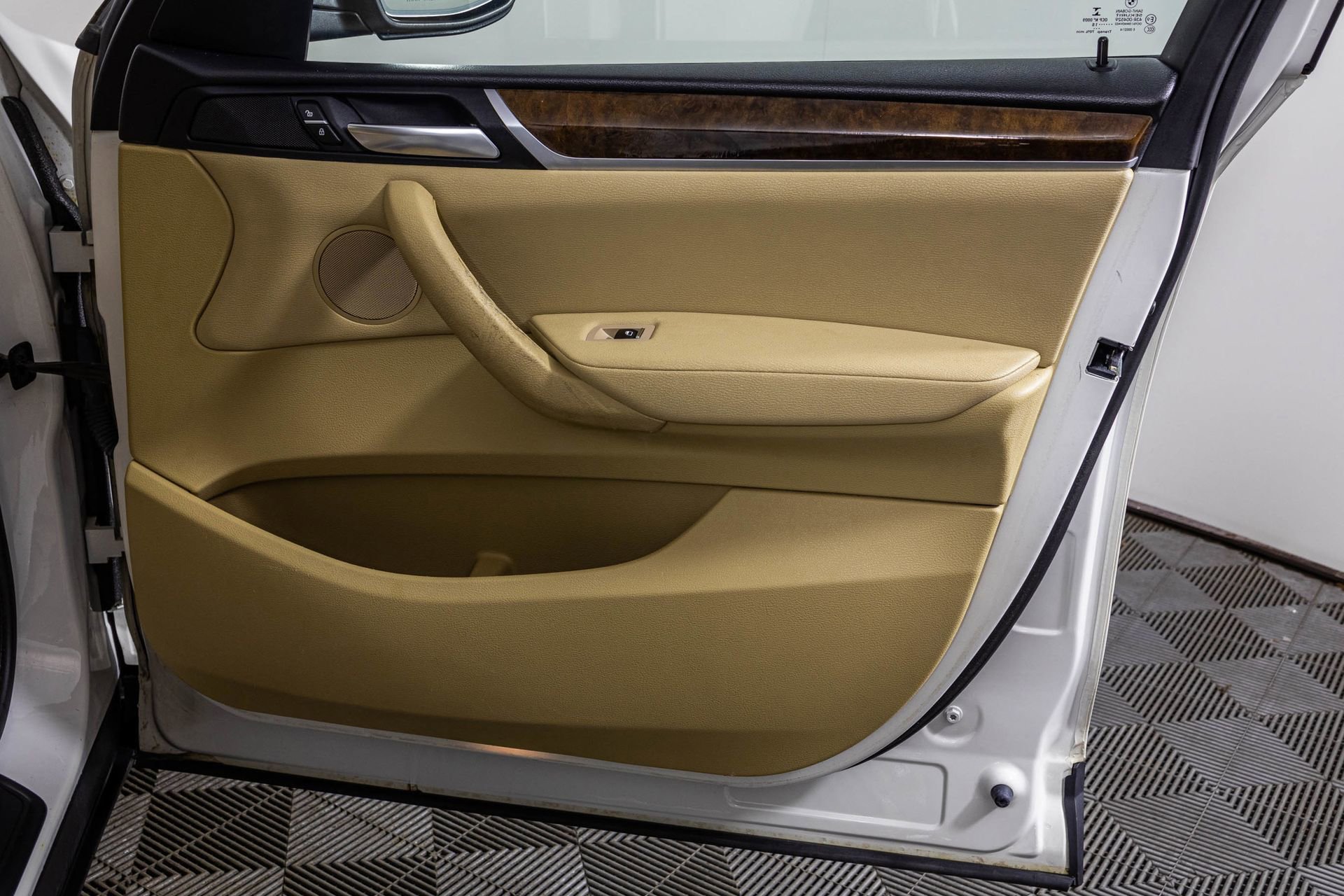 Used 2016 BMW X3 xDrive28i image 46