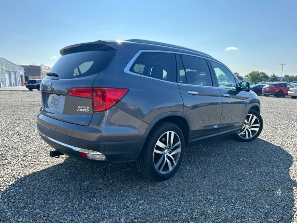 Used 2017 Honda Pilot Touring image 13