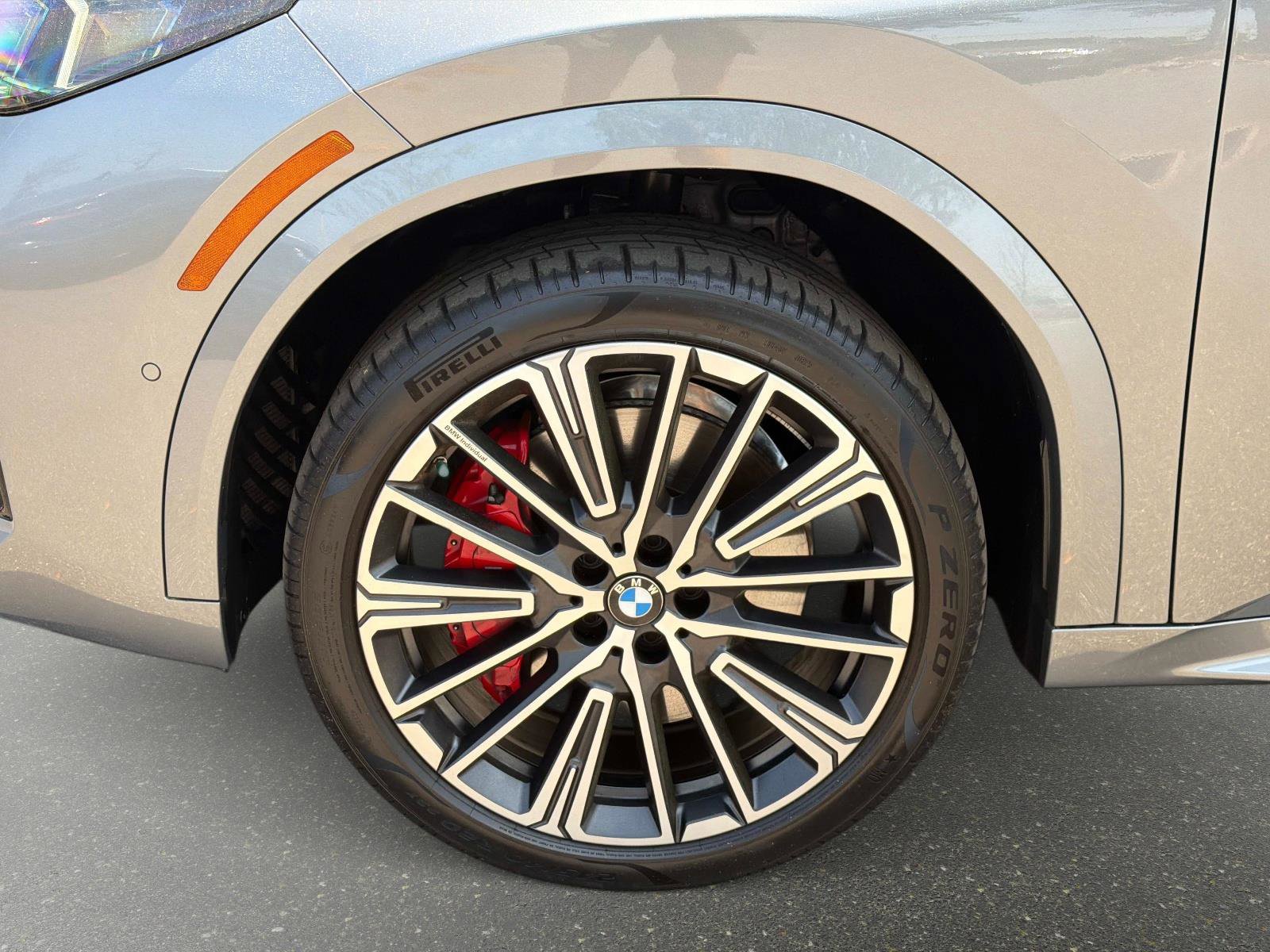 Used 2025 BMW X2 xDrive28i w/ Technology Package image 10