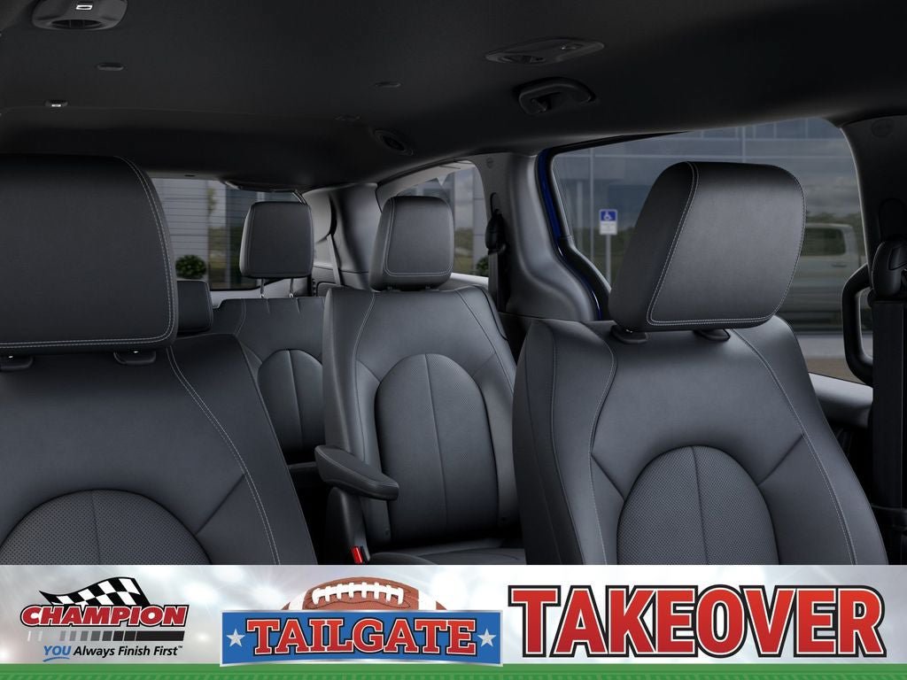 New 2027 Chrysler Pacifica Select FWD image 26