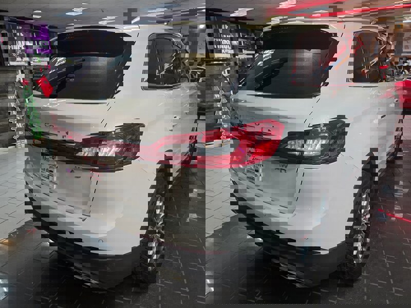 Used 2018 Lincoln MKX Select w/ Select Plus Package AWD/4WD image 7