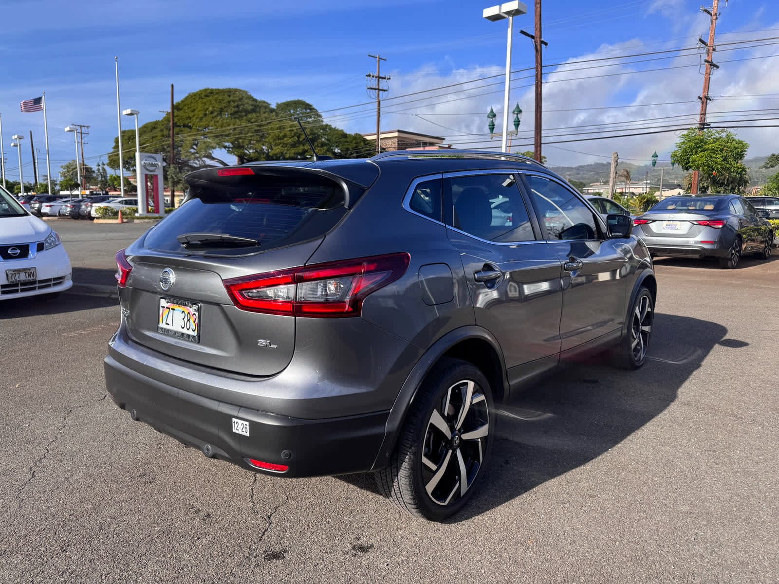 Used 2020 Nissan Rogue Sport SL image 3