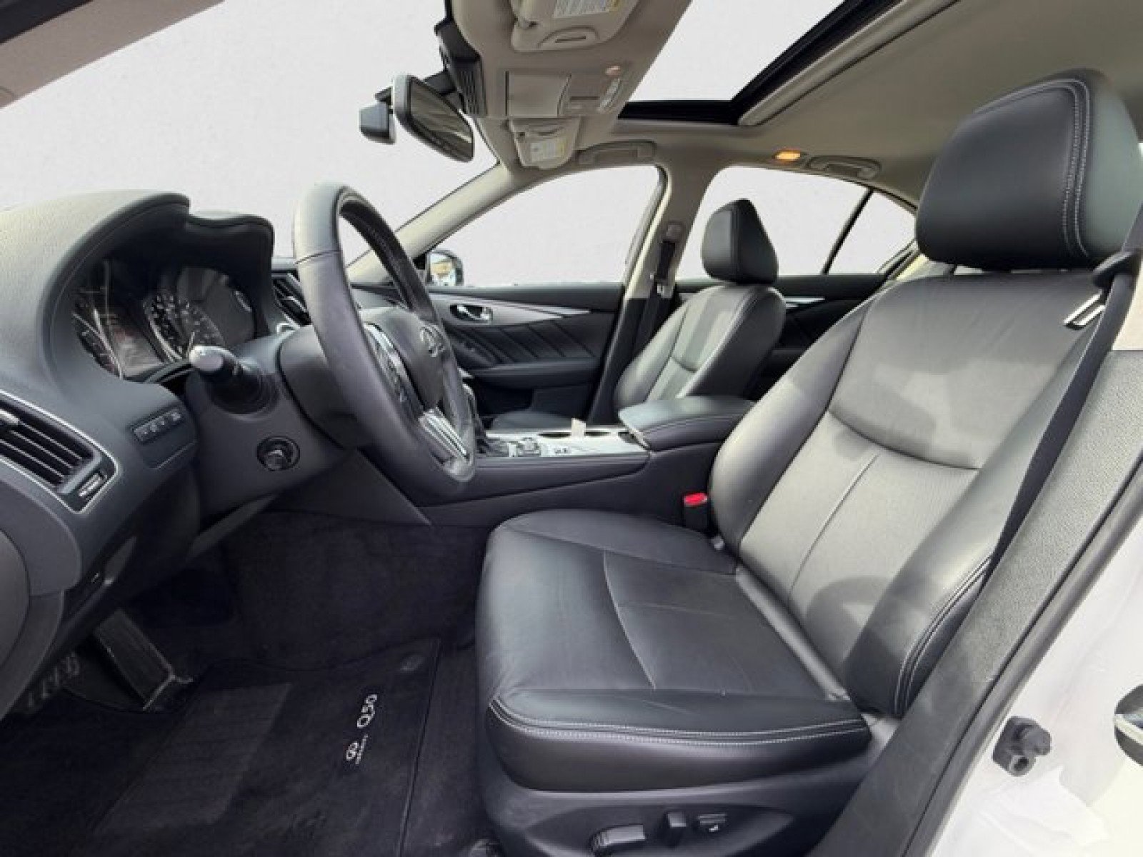 Certified 2023 INFINITI Q50 Luxe w/ Cargo Package image 10