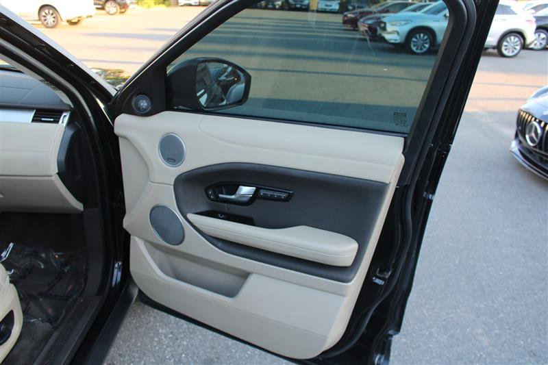 Used 2016 Land Rover Range Rover Evoque SE Premium image 14