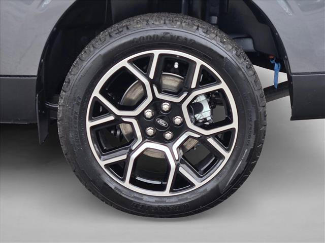 New 2026 Ford Maverick Lariat AWD/4WD image 9