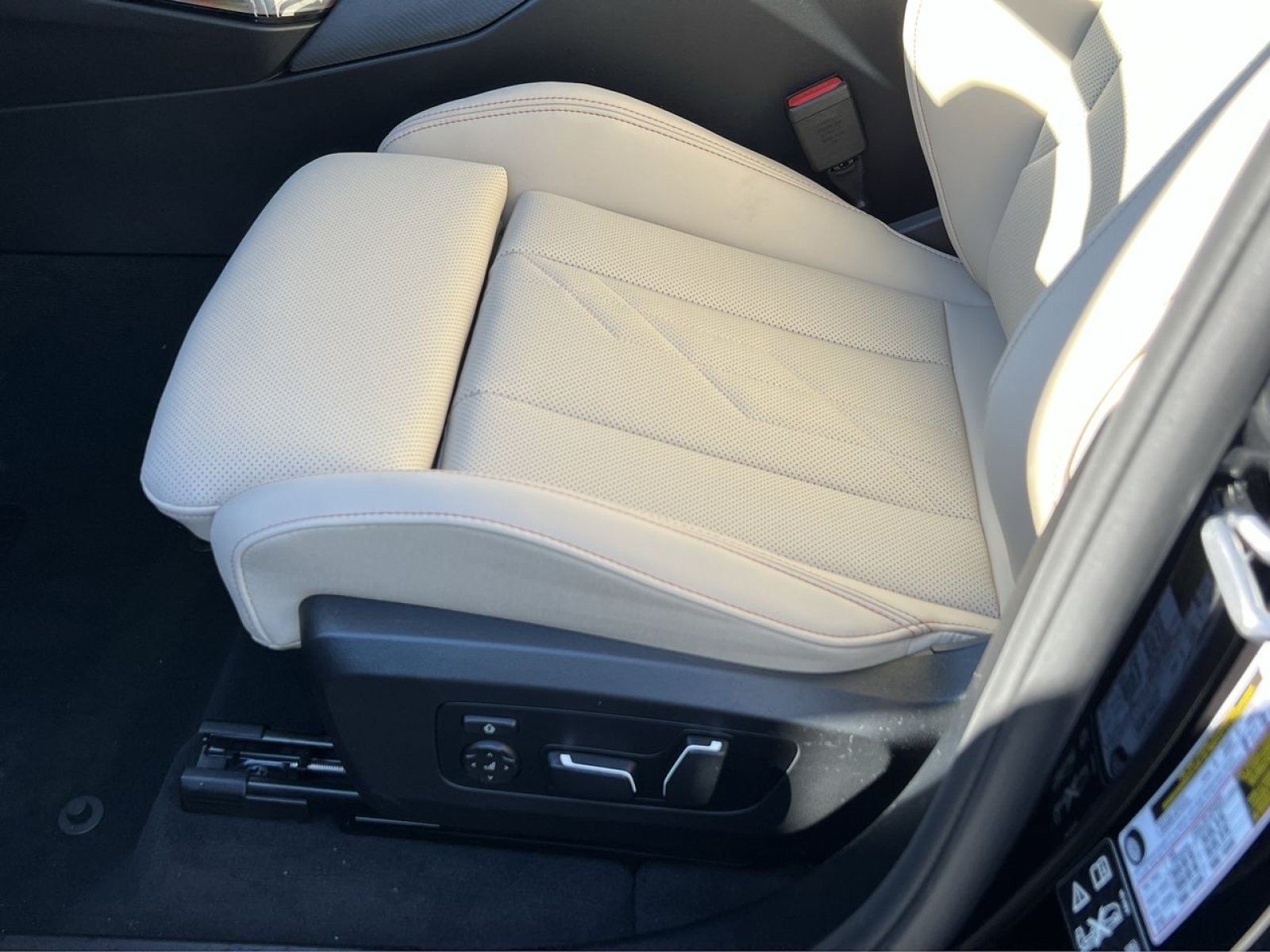 New 2026 BMW X3 xDrive30i w/ Premium Package AWD/4WD image 11