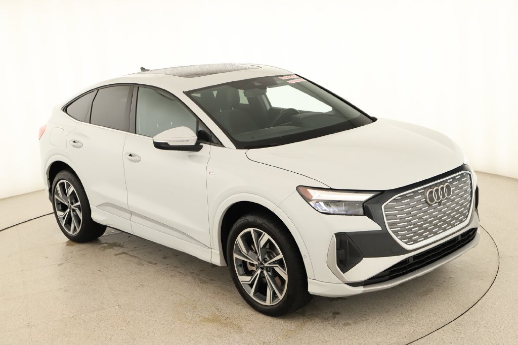 Used 2023 Audi Q4 e-tron Premium Plus AWD/4WD image 35