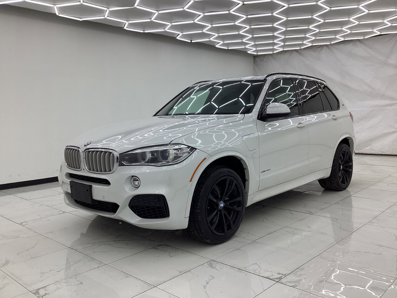 Used 2018 BMW X5 xDrive40e image 6
