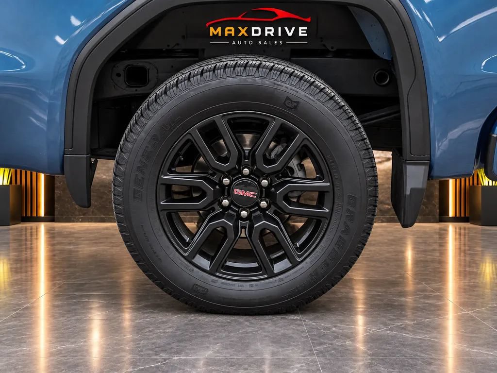Used 2024 GMC Sierra 1500 Elevation AWD/4WD image 8