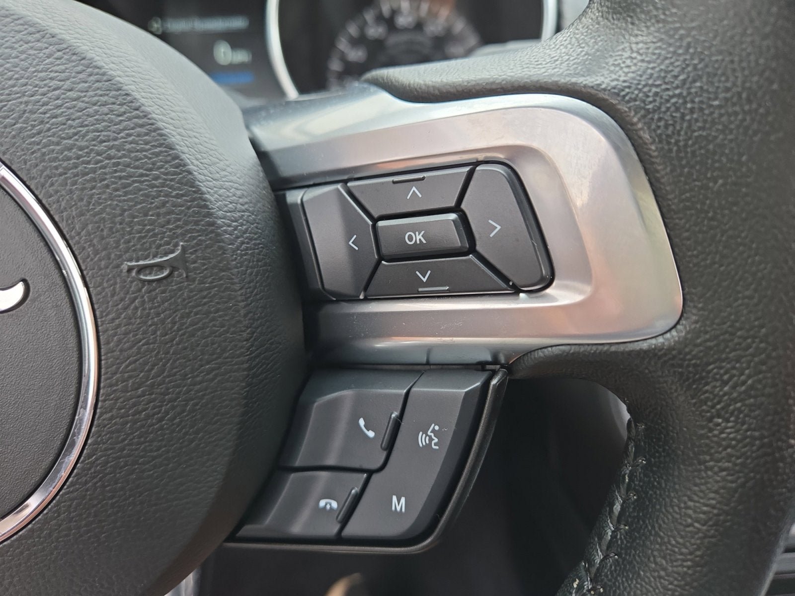 Used 2023 Ford Mustang Coupe RWD image 14