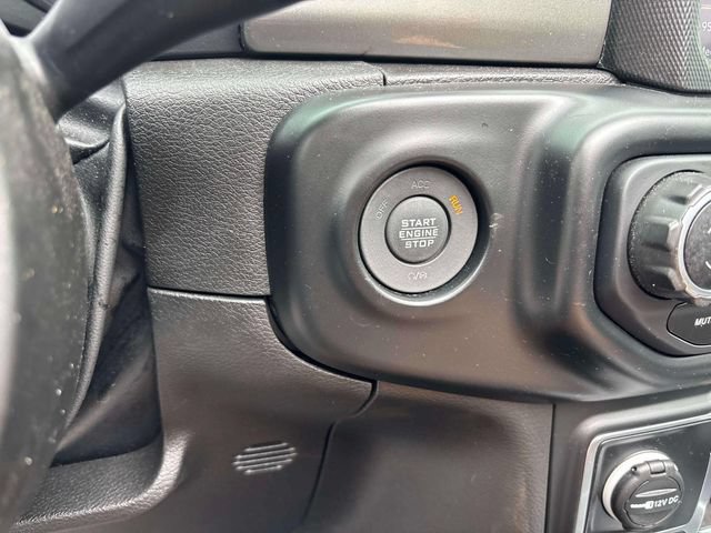 Used 2023 Jeep Wrangler Unlimited Sahara w/ Cold Weather Group AWD/4WD image 29