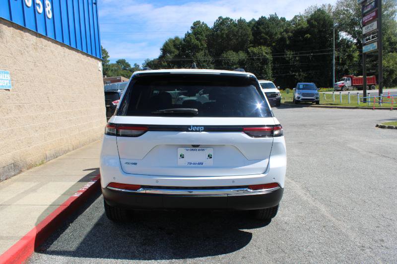 Used 2023 Jeep Grand Cherokee 4WD 4xe image 5