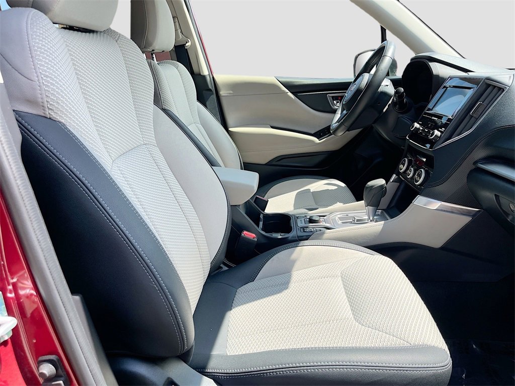 Used 2024 Subaru Forester Premium image 30