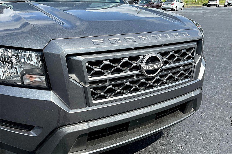 Used 2022 Nissan Frontier SV w/ Technology Package image 23