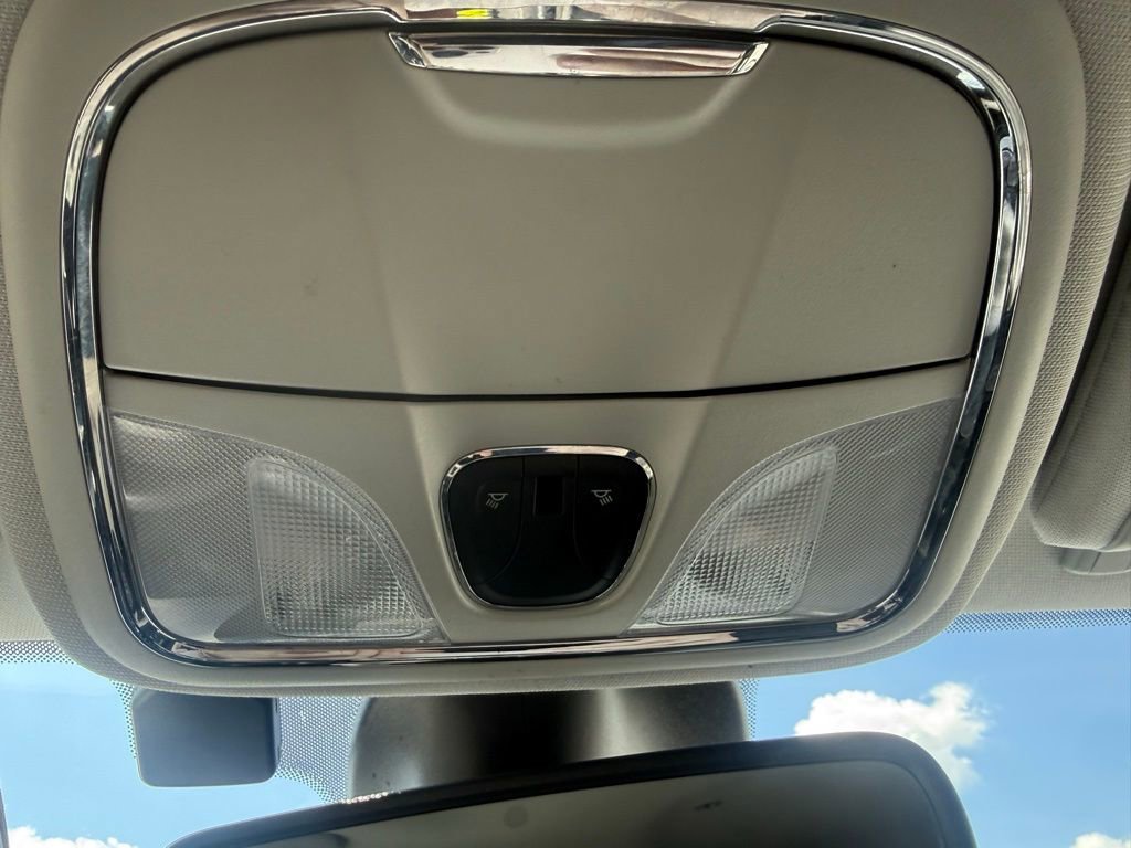 Used 2022 Jeep Cherokee Trailhawk w/ Premium Leather Package AWD/4WD image 27