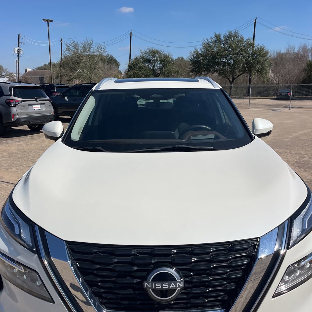 Used 2023 Nissan Rogue Platinum w/ Platinum Premium Package image 5