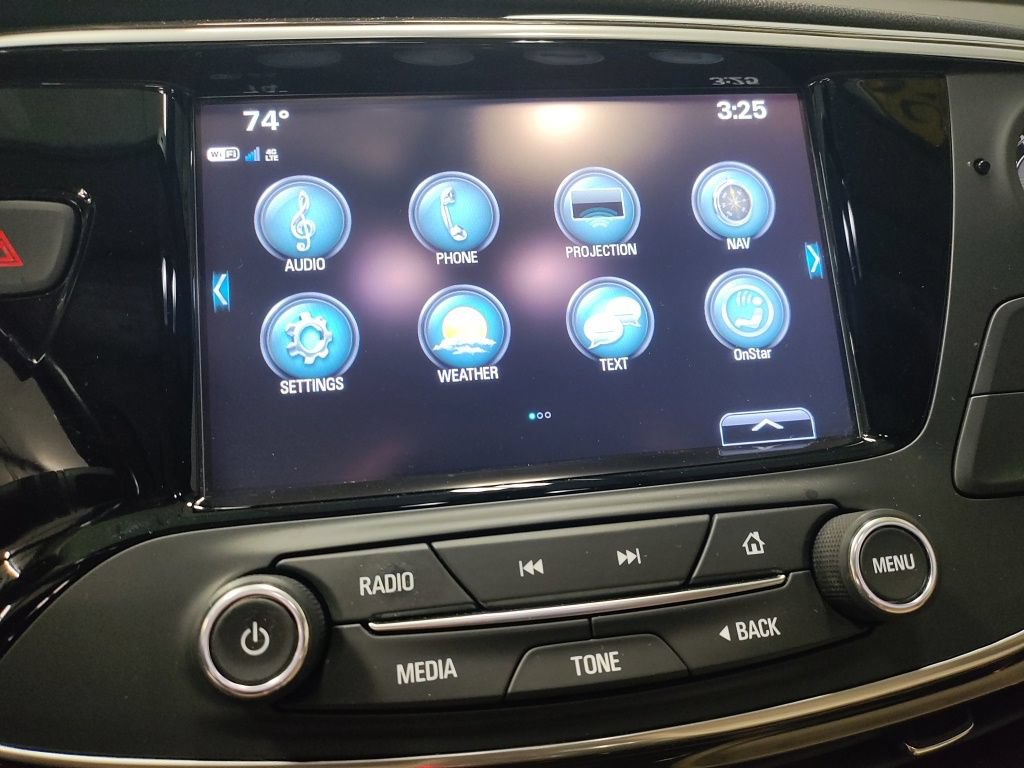 Used 2020 Buick Envision Essence w/ Experience Buick Package FWD image 29