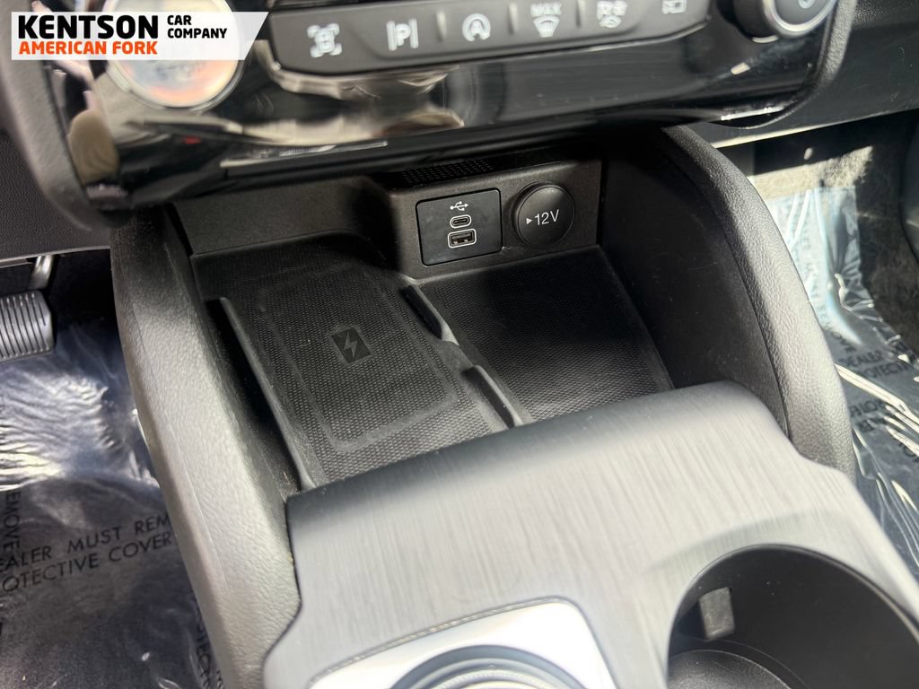 Used 2024 Ford Escape Platinum AWD/4WD image 21