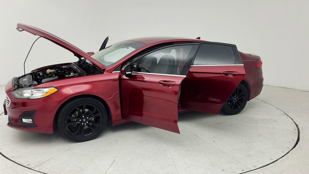 Used 2019 Ford Fusion SE w/ Equipment Group 151A image 11
