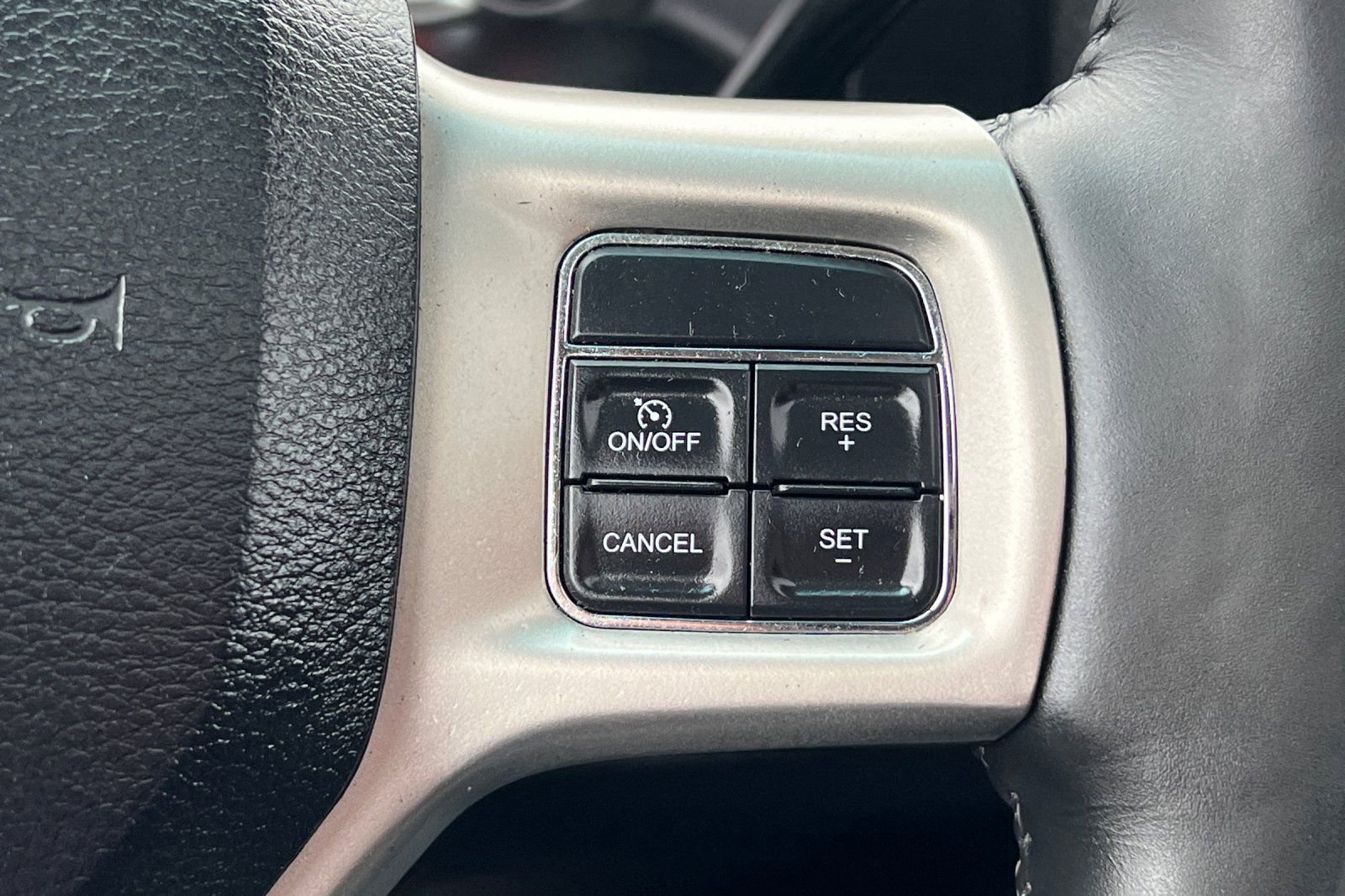 Used 2017 RAM 3500 Laramie image 37