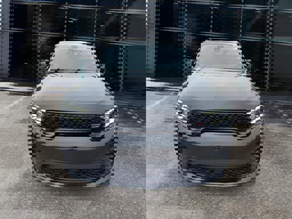 Used 2024 Dodge Durango GT image 2