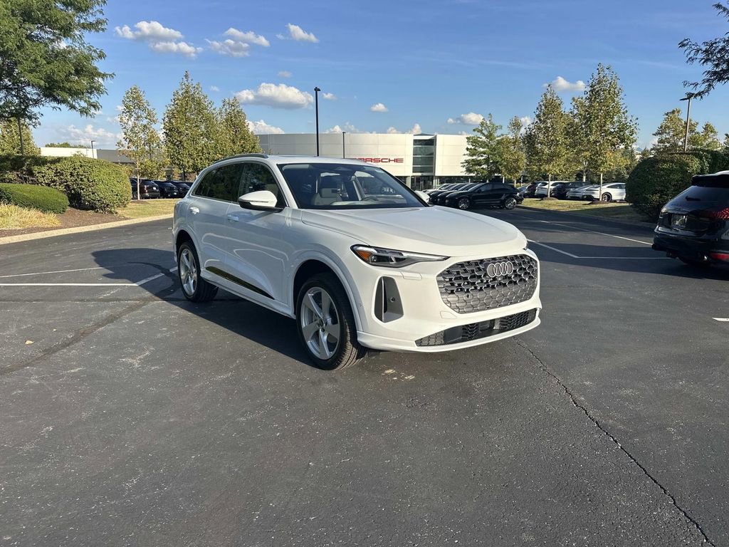 New 2025 Audi Q5 Premium Plus