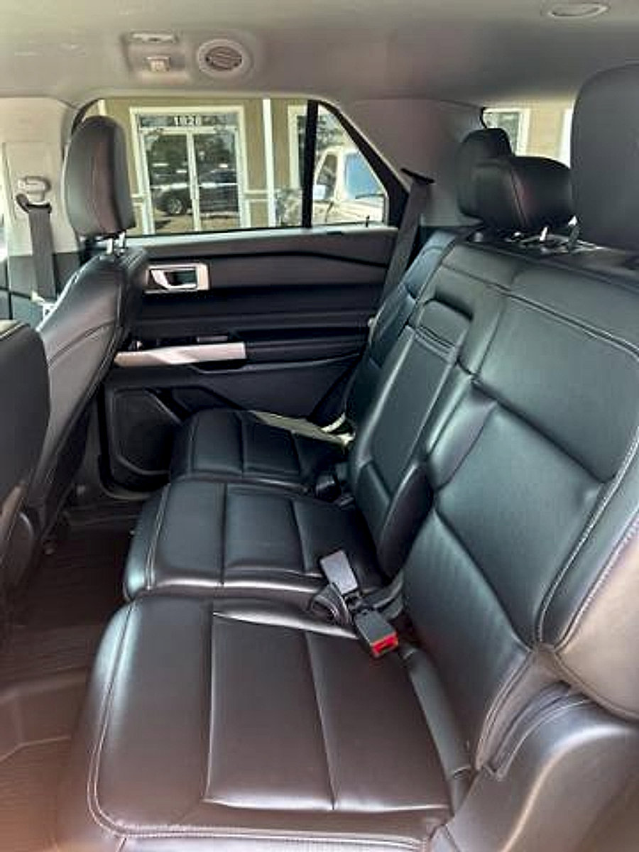 Used 2023 Ford Explorer XLT w/ Equipment Group 202A image 23