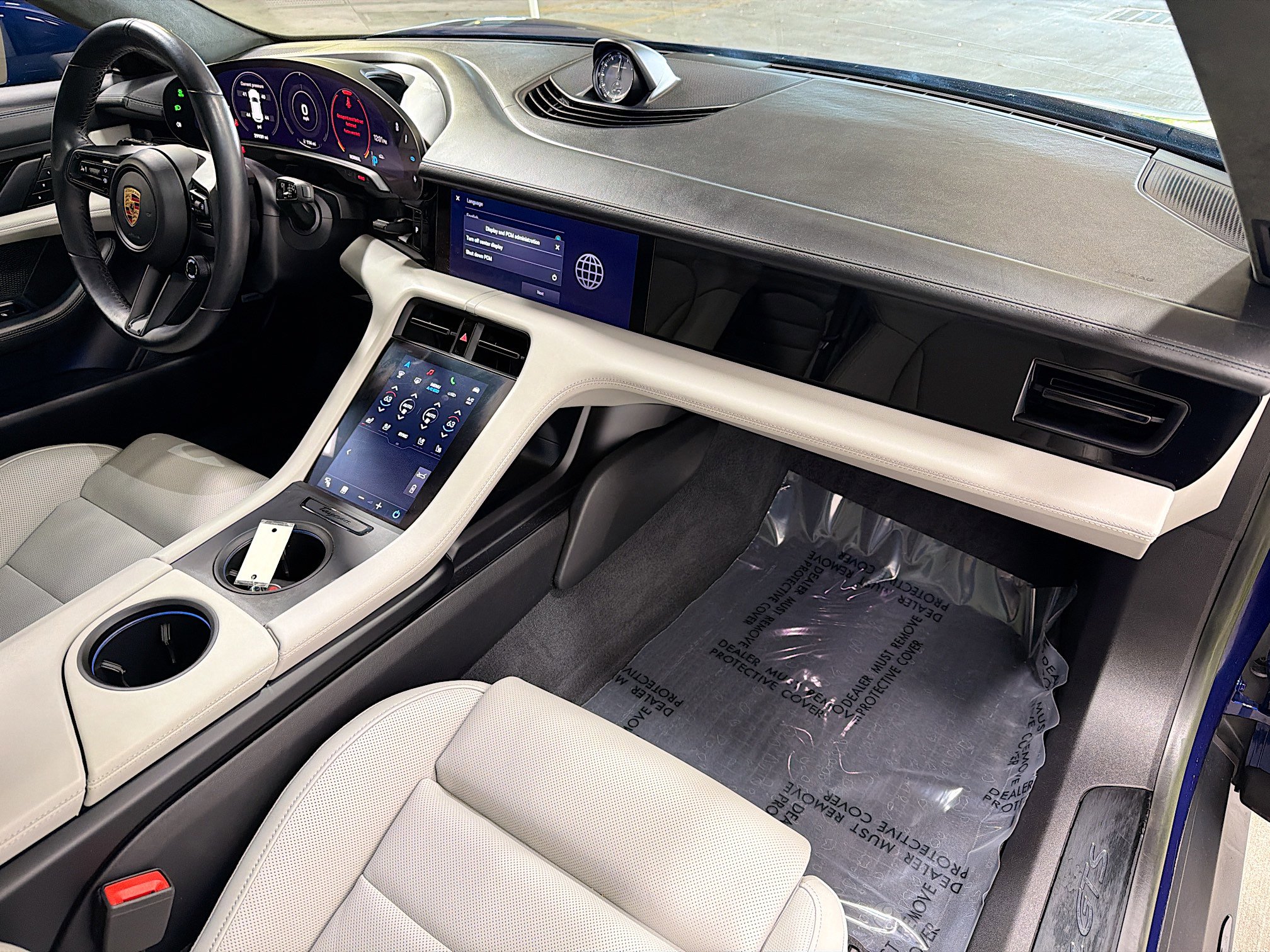 Certified 2023 Porsche Taycan GTS image 15