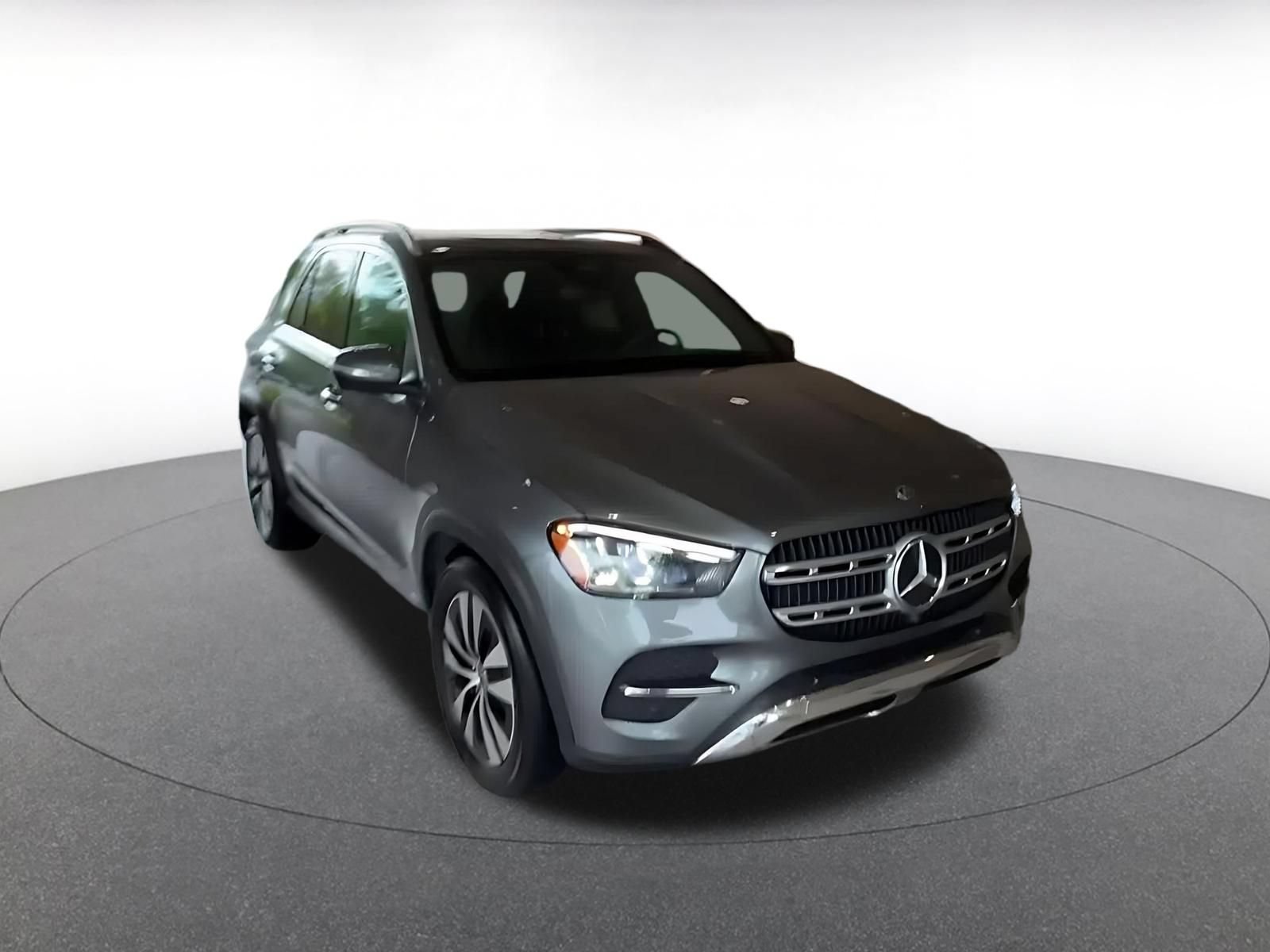 Used 2026 Mercedes-Benz GLE 350 4MATIC image 3