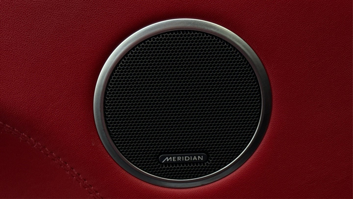 Used 2017 Land Rover Range Rover Autobiography image 31