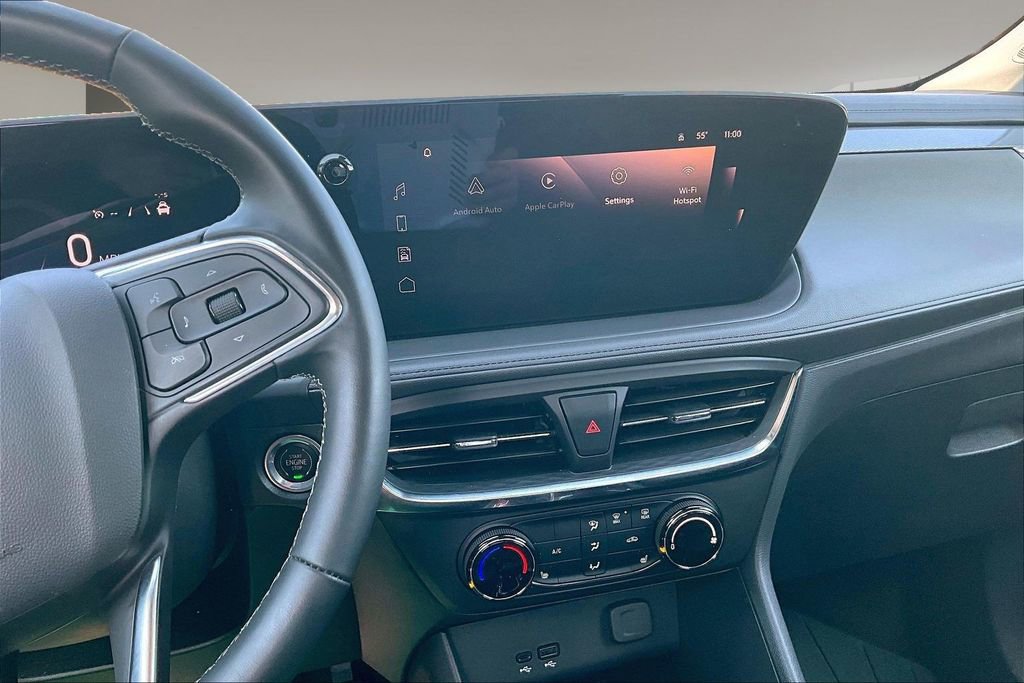 Certified 2024 Buick Encore GX Preferred w/ Comfort Package image 6