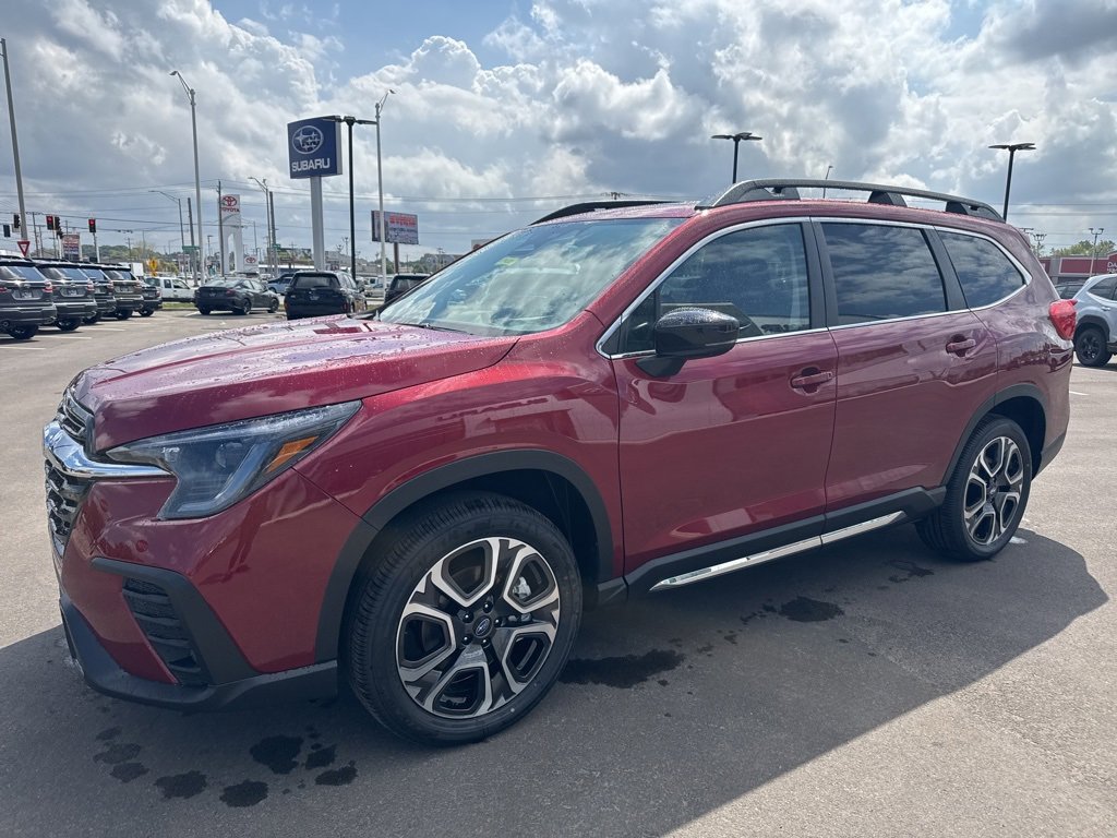 New 2025 Subaru Ascent Limited image 3