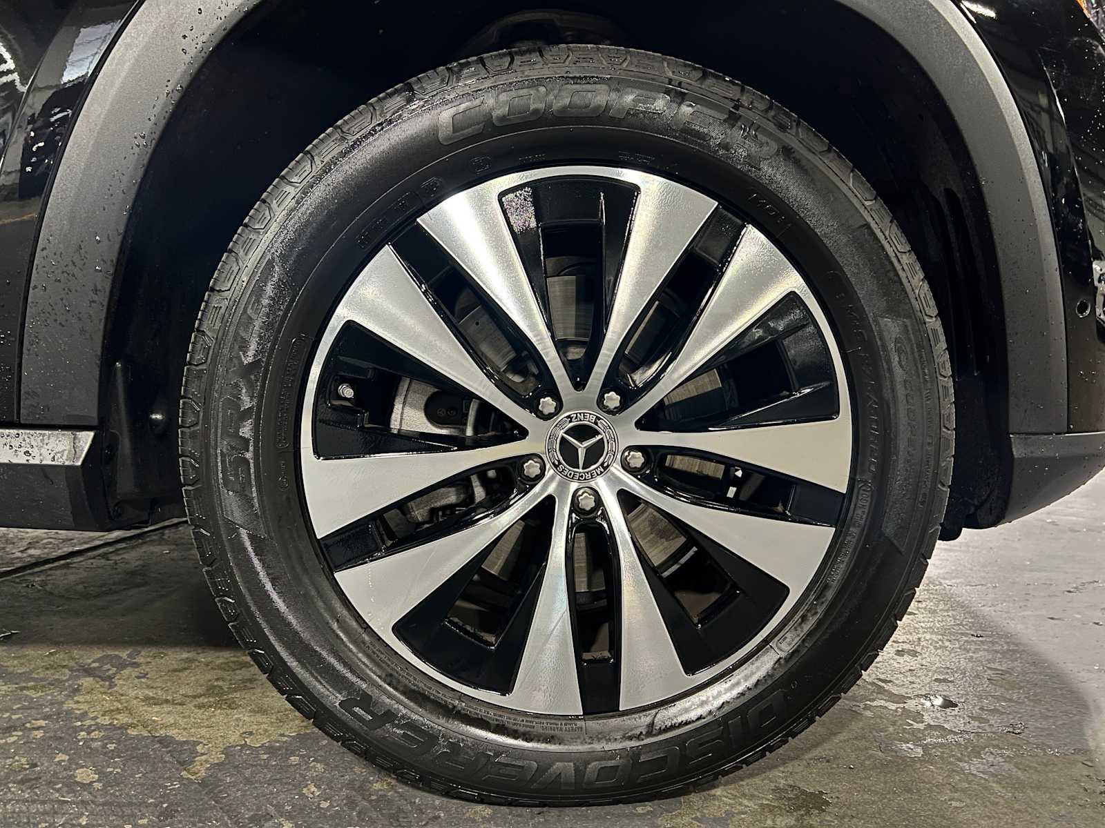 Used 2025 Mercedes-Benz GLE 350 4MATIC image 10