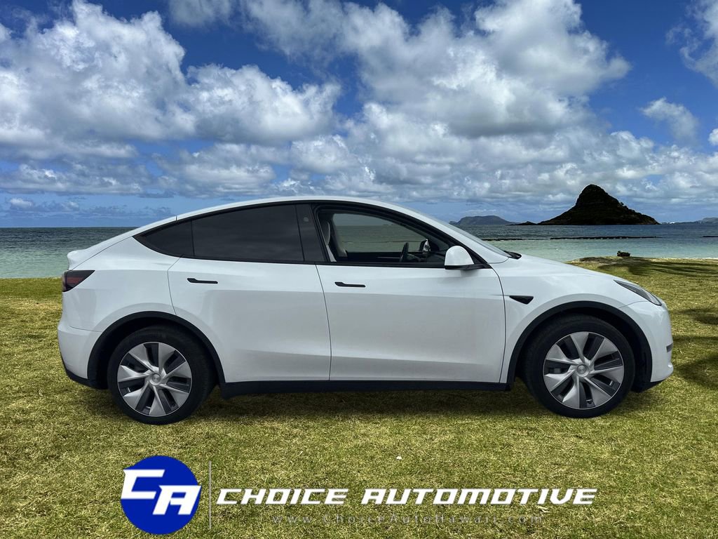 Used 2024 Tesla Model Y Long Range image 8