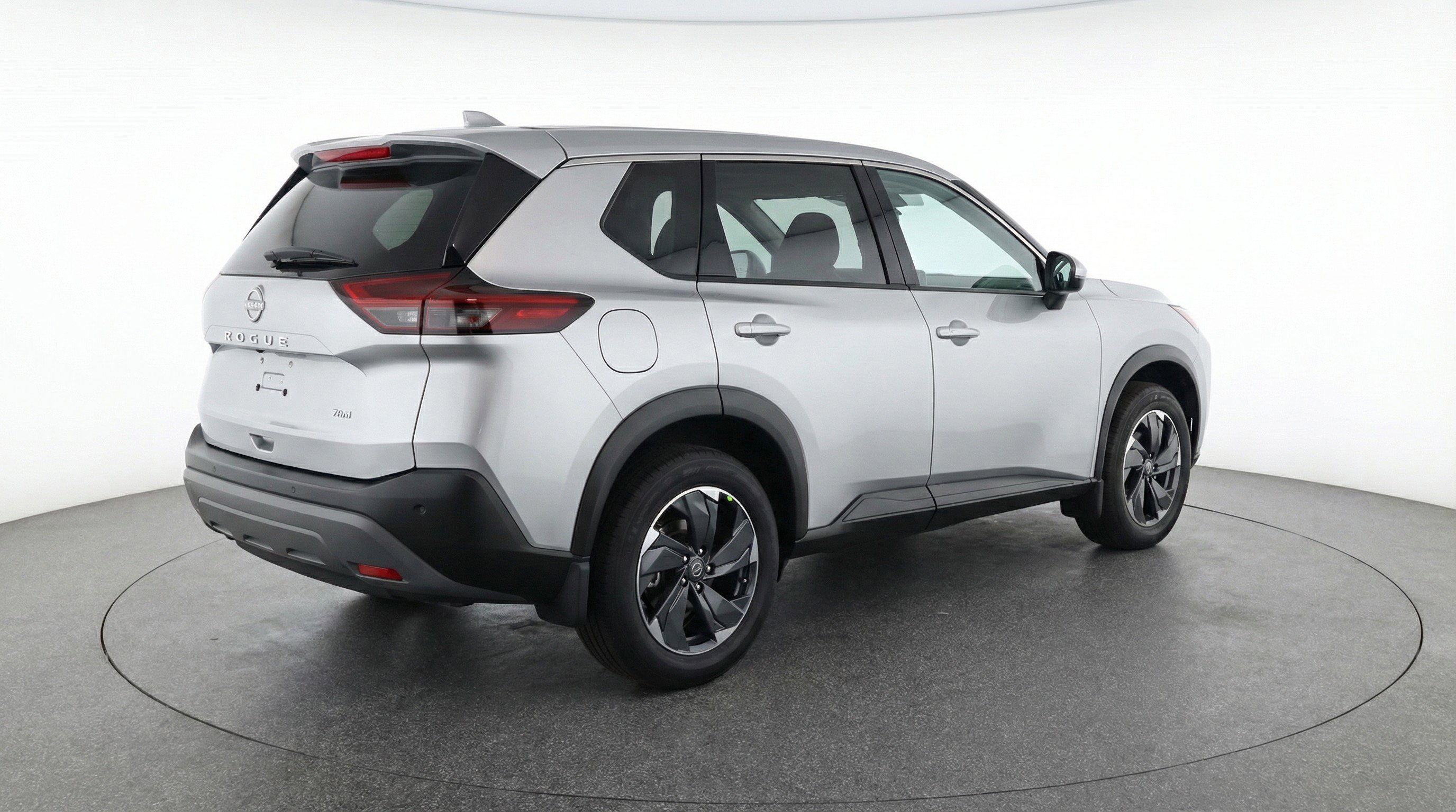 Used 2025 Nissan Rogue SV image 9