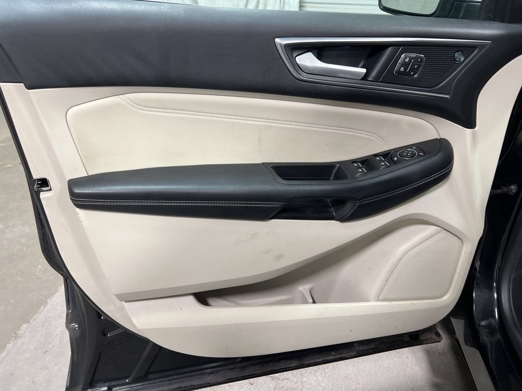 Used 2021 Ford Edge Titanium w/ Cargo Accessory Package FWD image 22
