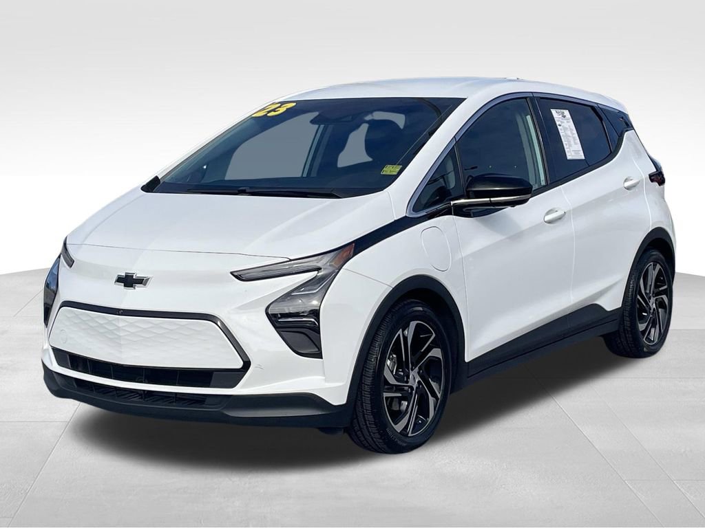 Used 2023 Chevrolet Bolt LT w/ Infotainment Package image 8