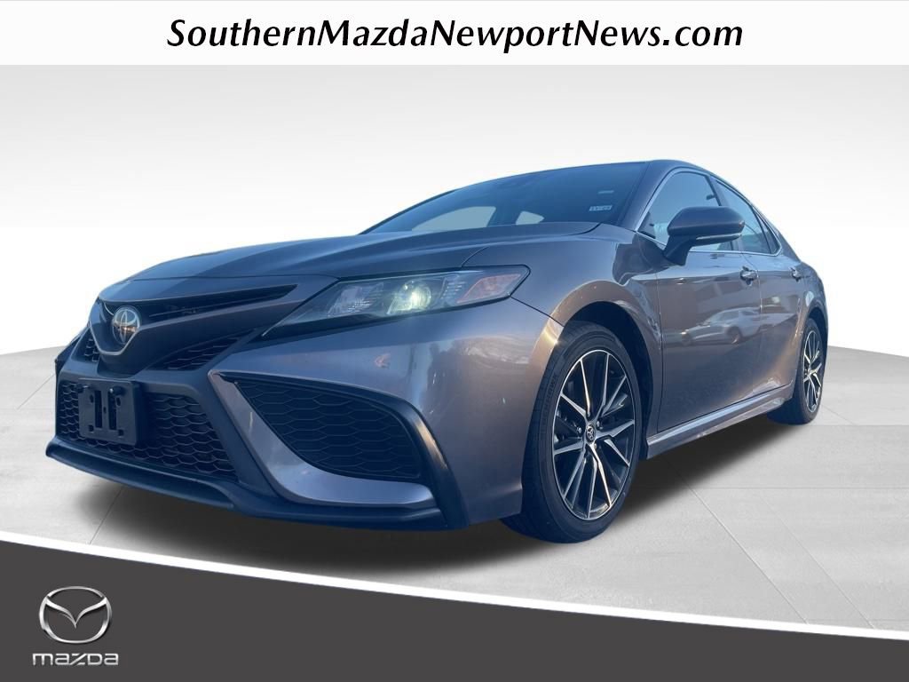 Used 2024 Toyota Camry SE