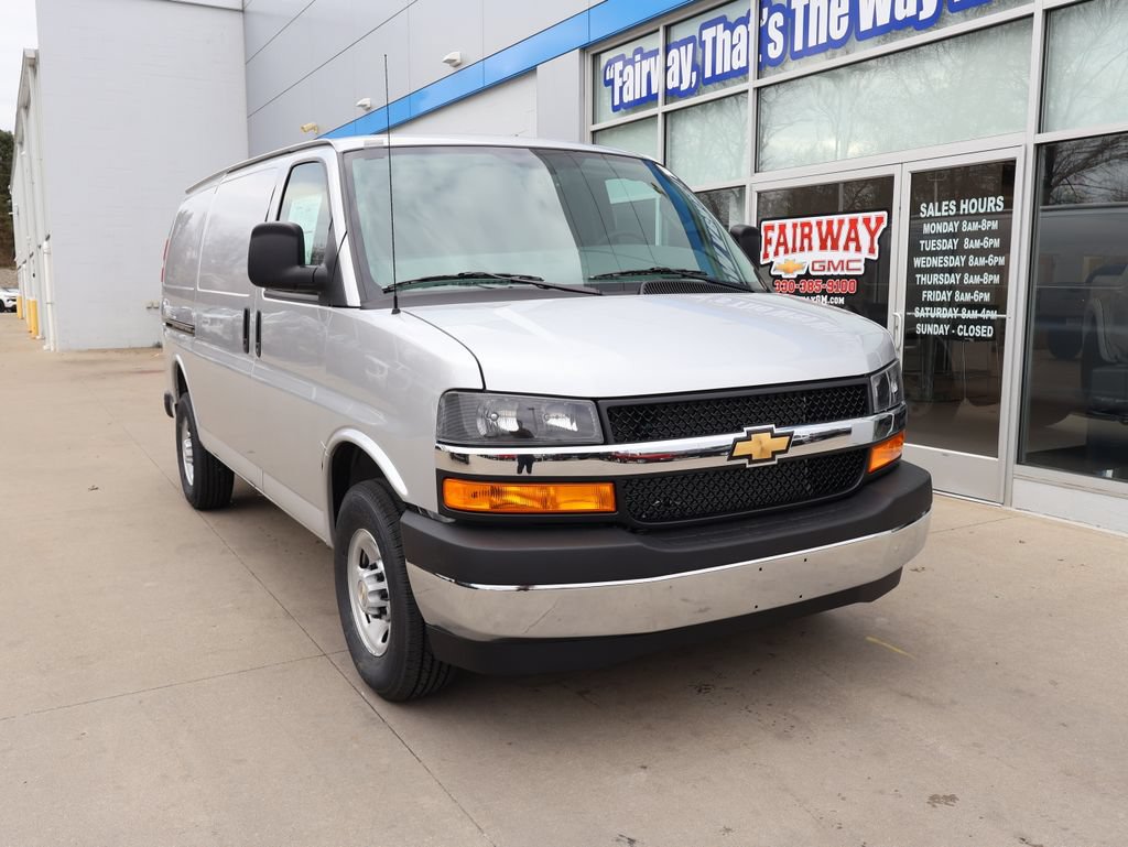 New 2026 Chevrolet Express 2500 w/ Enhanced Convenience Package RWD image 2
