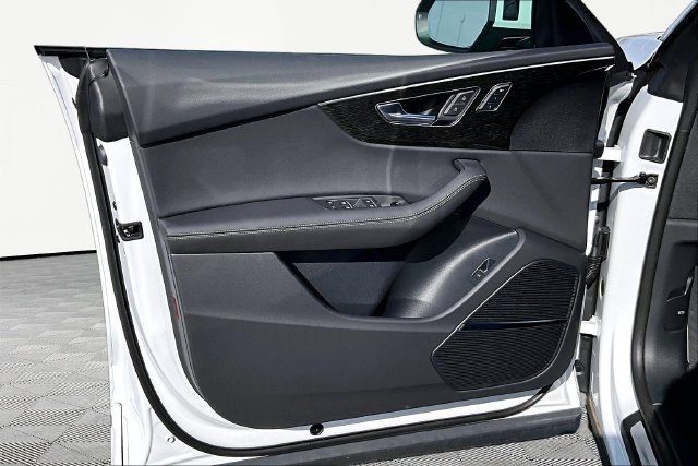 New 2026 Audi Q8 Premium Plus AWD/4WD image 18