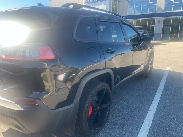 Used 2019 Jeep Cherokee Latitude Plus FWD image 7