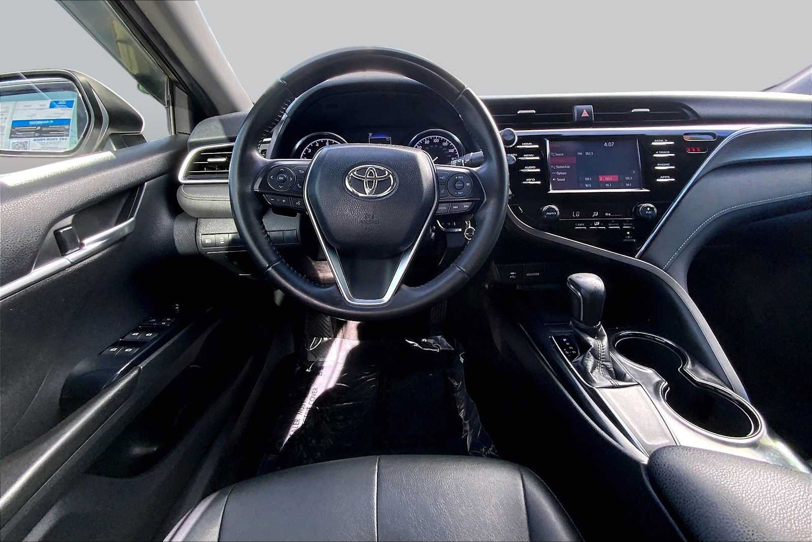 Used 2018 Toyota Camry SE FWD image 5