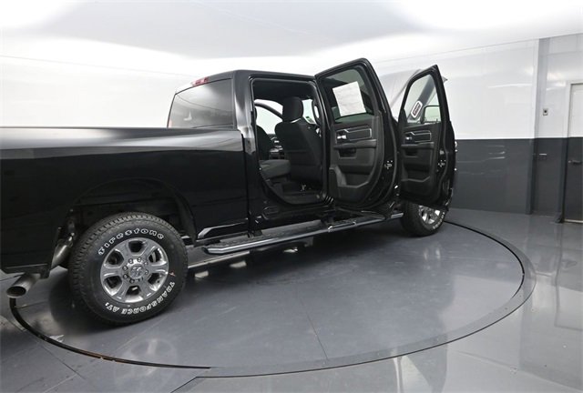 New 2025 RAM 2500 Big Horn image 31