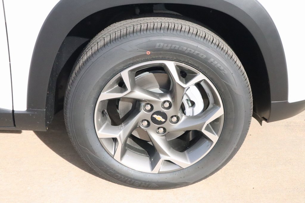 New 2026 Chevrolet Trax LT image 18