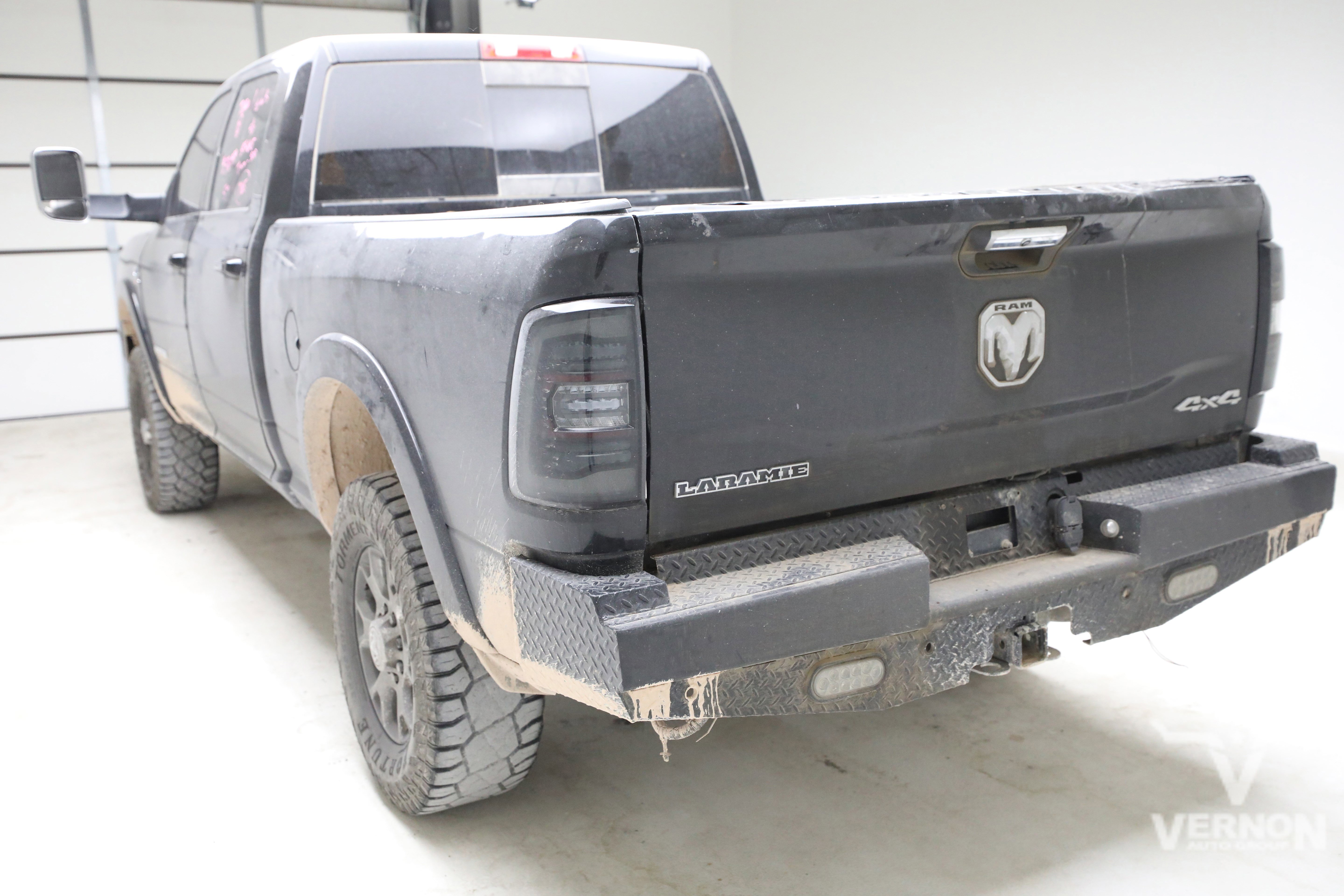 Used 2021 RAM 2500 Laramie w/ Body Color Bumper Group AWD/4WD image 2