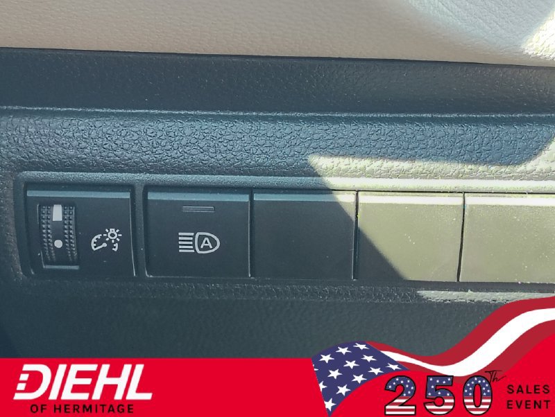 Certified 2023 Toyota Corolla SE w/ SE Premium Package FWD image 25