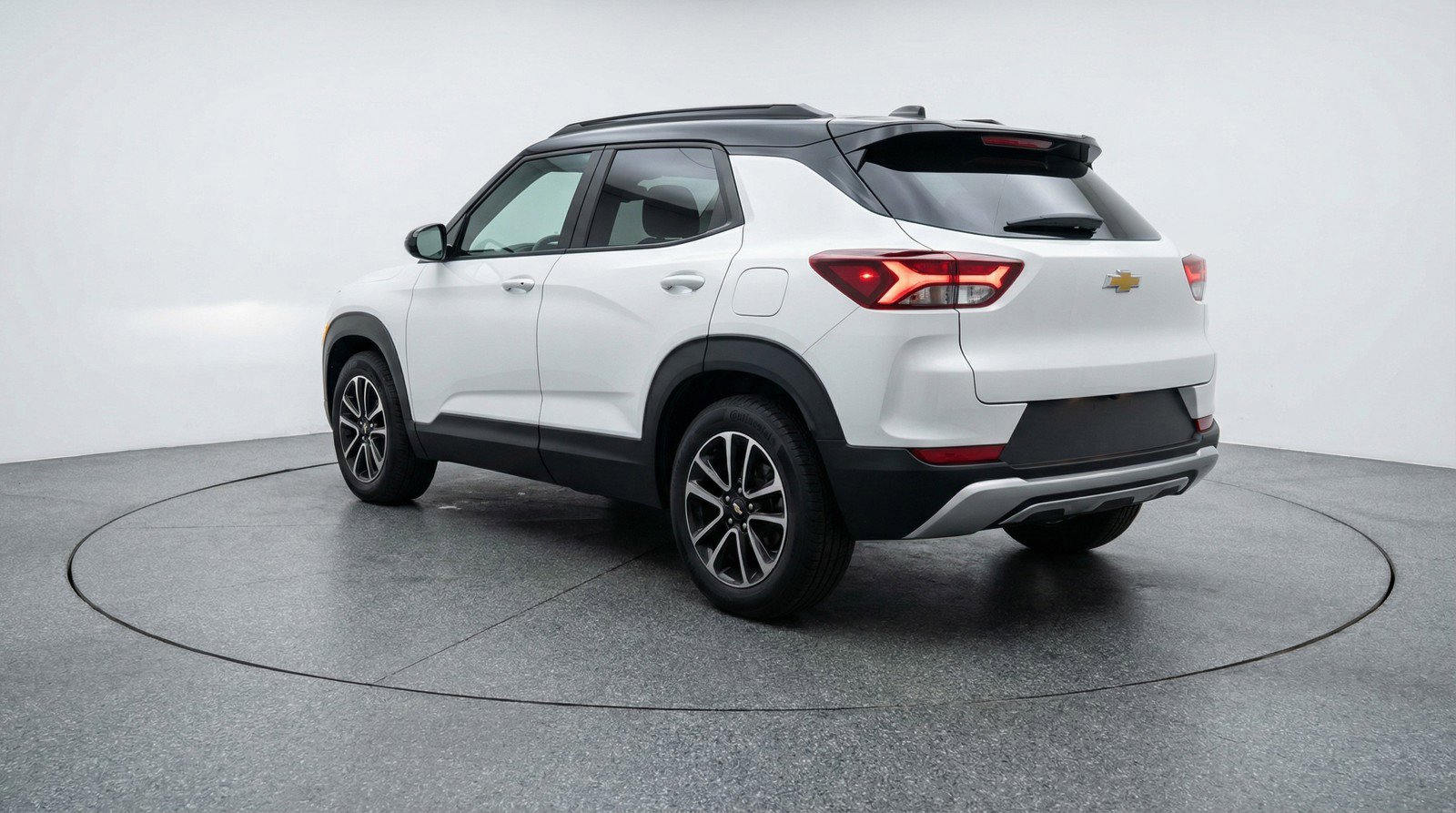 Used 2025 Chevrolet TrailBlazer LT image 6