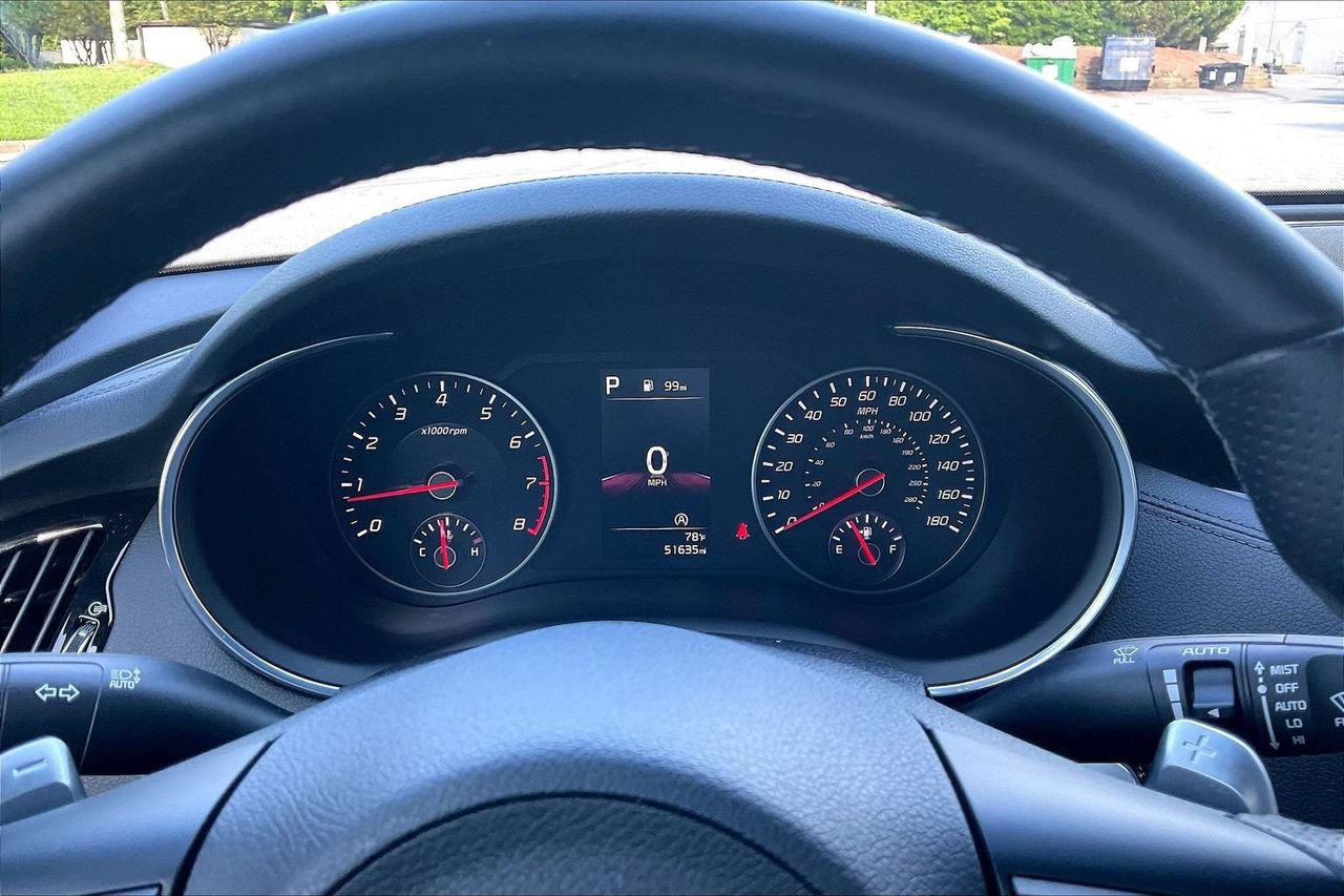 Used 2023 Kia Stinger GT-Line w/ Sun & Sound Package RWD image 10