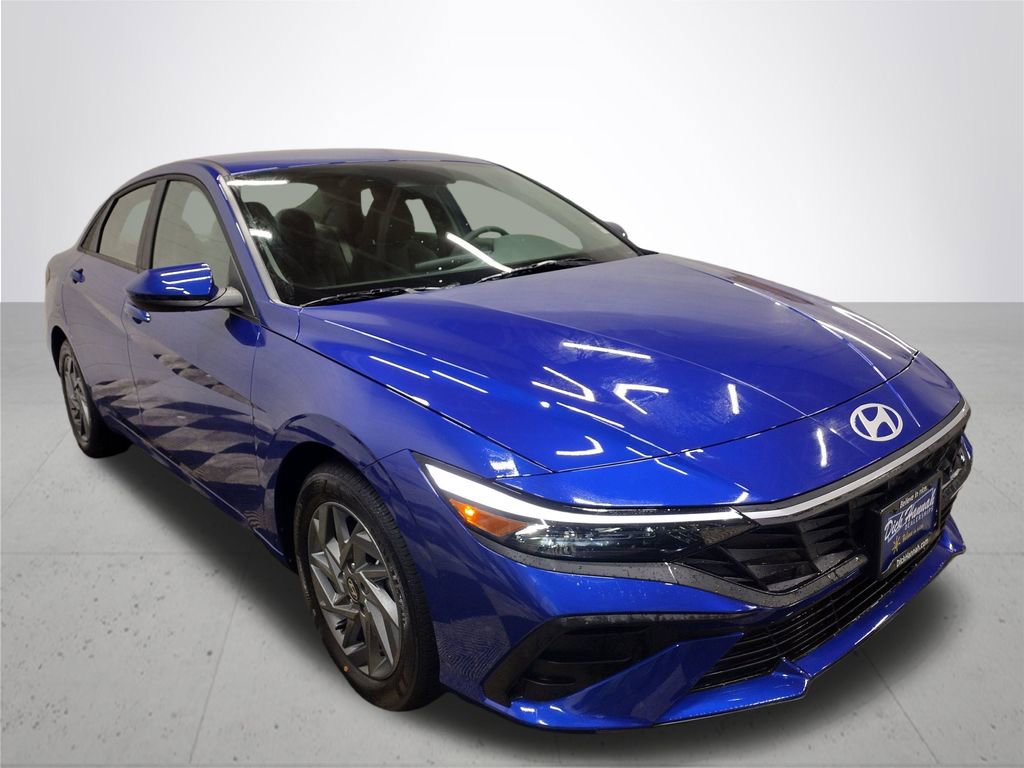New 2026 Hyundai Elantra Blue w/ Cargo Package image 4