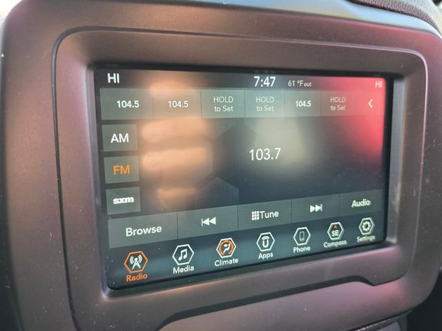 Used 2019 Jeep Renegade Sport w/ Sport Appearance Group FWD image 24